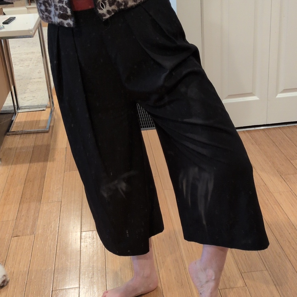 1.State Wide Leg Culottes